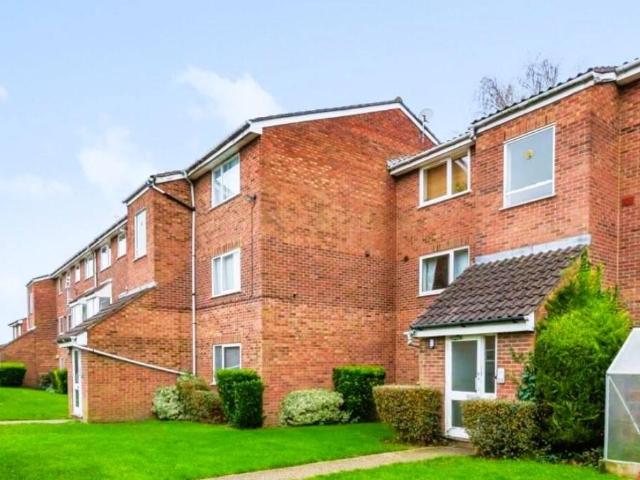 1 bedroom flat for sale
