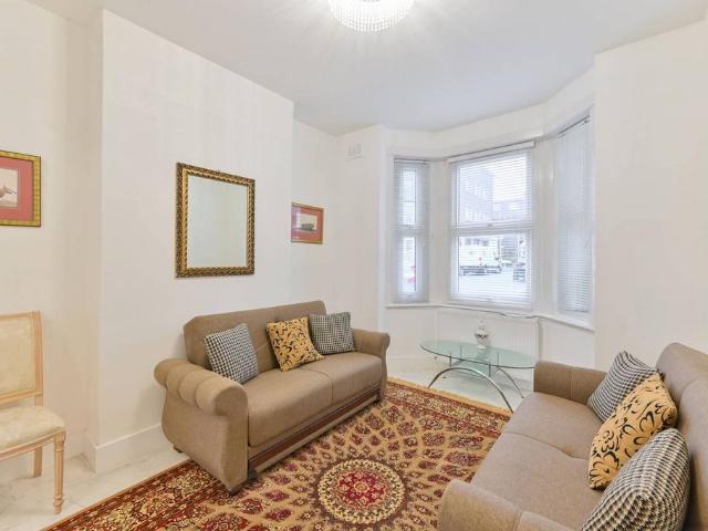 1 bedroom flat for sale