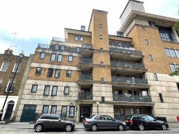 1 bedroom flat for sale