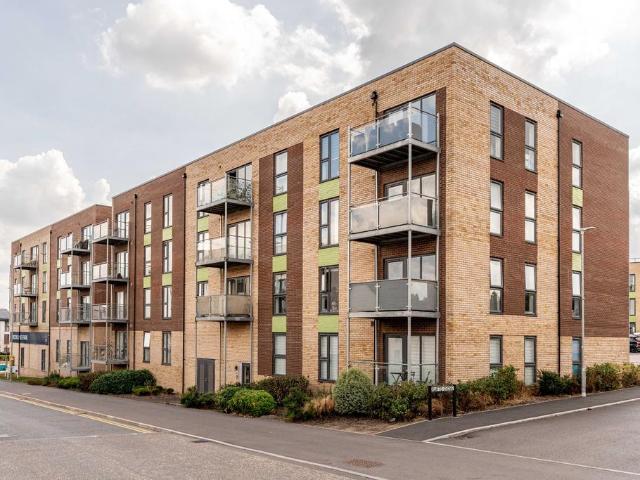 1 bedroom flat for sale