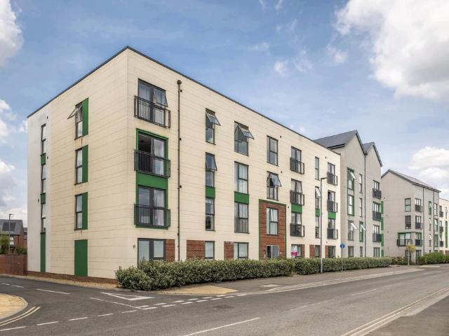 1 bedroom flat for sale