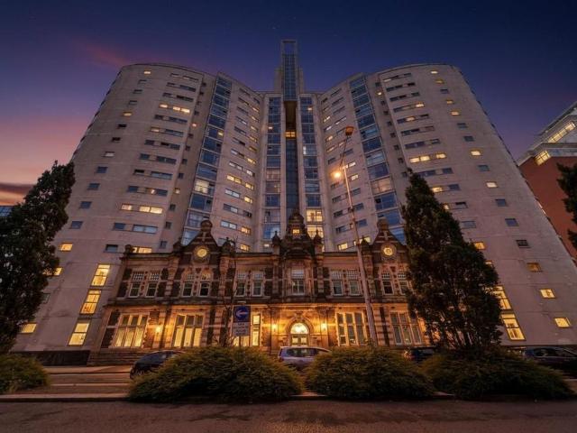 1 bedroom flat for sale