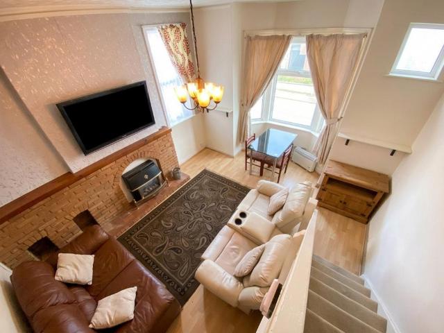 1 bedroom flat for sale