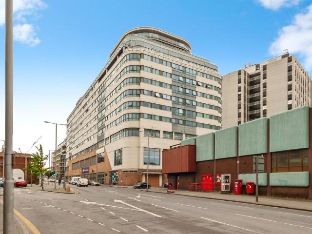 1 bedroom flat for sale