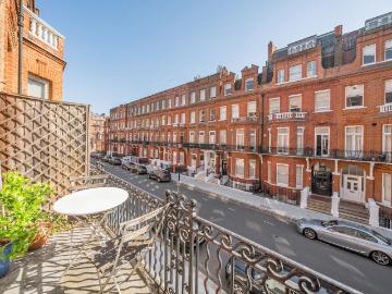 1 bedroom flat for sale