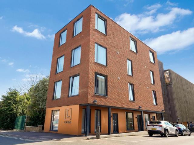 1 bedroom flat for sale