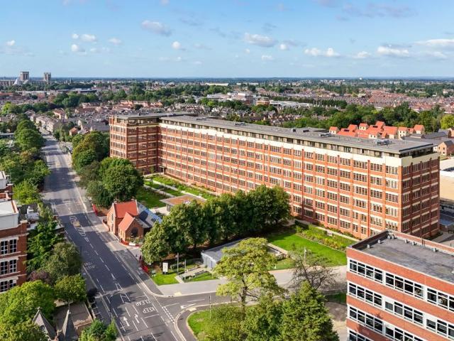 1 bedroom flat for sale