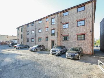 1 bedroom flat for sale