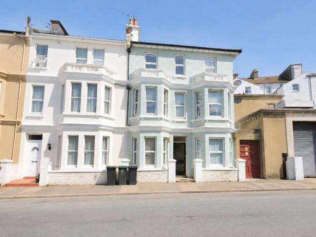 1 bedroom flat for sale