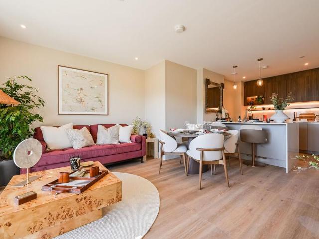 1 bedroom flat for sale