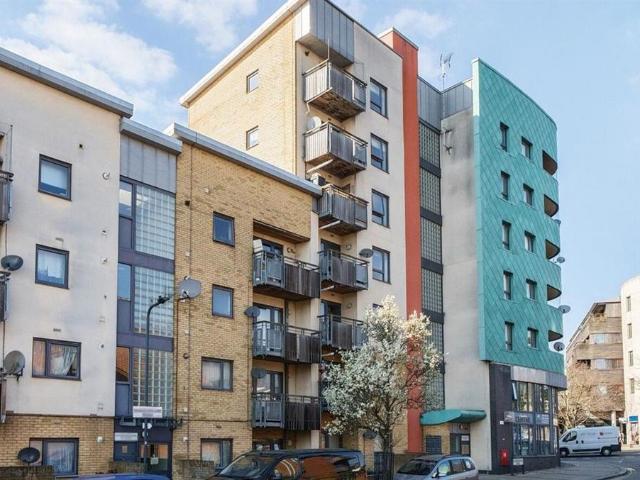 1 bedroom flat for sale