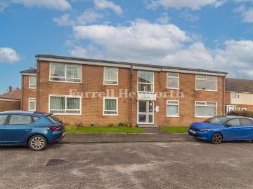 1 bedroom flat for sale
