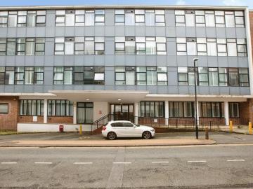 1 bedroom flat for sale