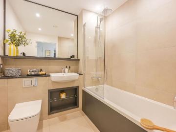 1 bedroom flat for sale