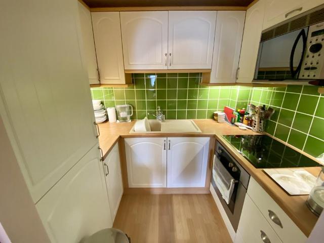 1 bedroom flat for sale