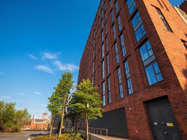 1 bedroom flat for sale
