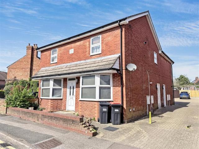 1 bedroom flat for sale
