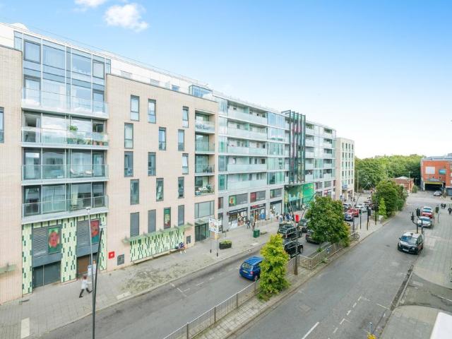 1 bedroom flat for sale