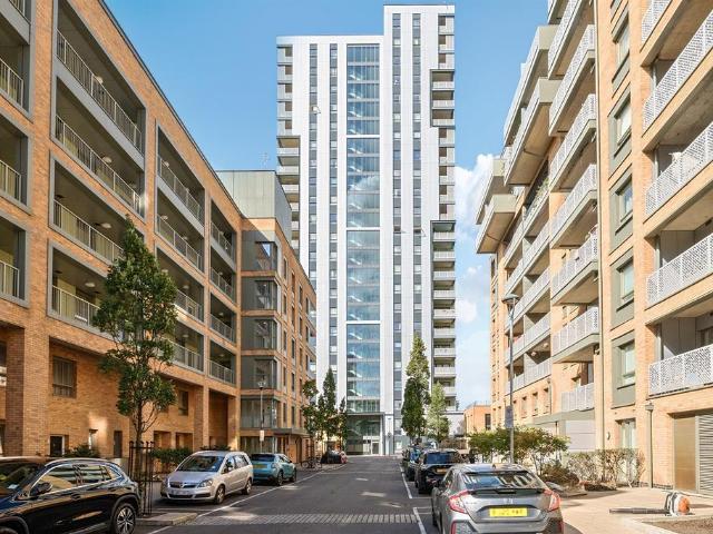 1 bedroom flat for sale