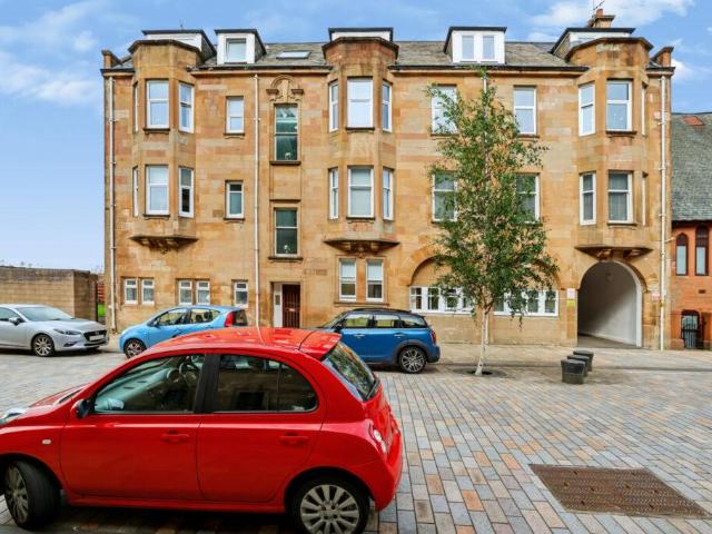1 bedroom flat for sale