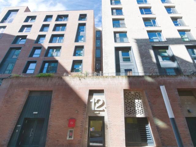 1 bedroom flat for sale