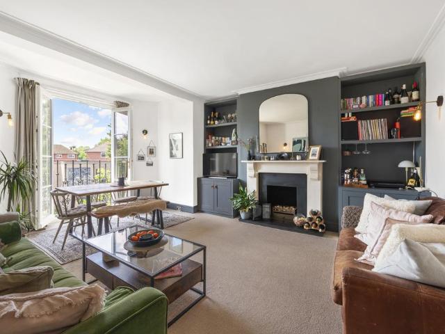 1 bedroom flat for sale