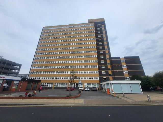 1 bedroom flat for sale