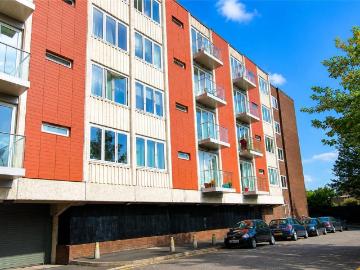 1 bedroom flat for sale