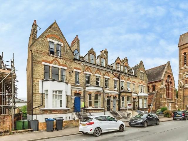 1 bedroom flat for sale
