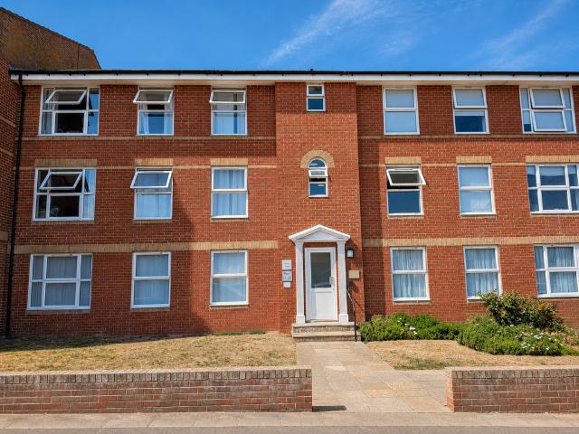 1 bedroom flat for sale