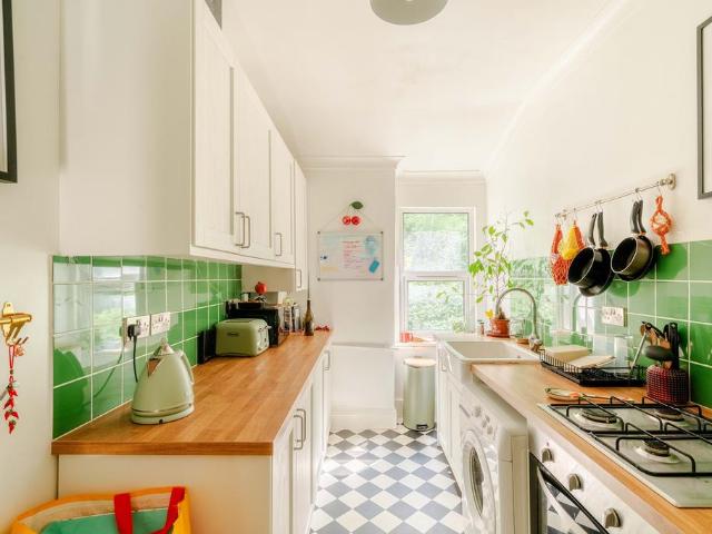 1 bedroom flat for sale