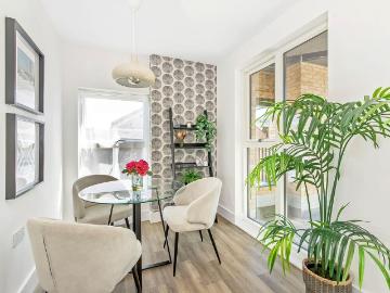 1 bedroom flat for sale