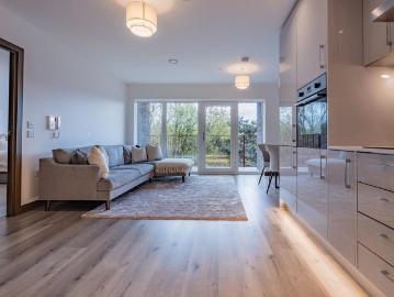 1 bedroom flat for sale