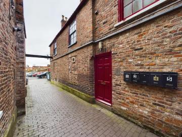 1 bedroom flat for sale