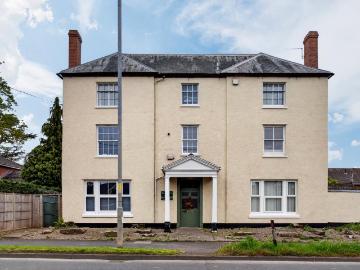 1 bedroom flat for sale