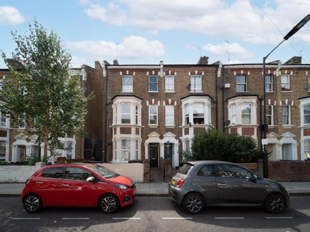 1 bedroom flat for sale