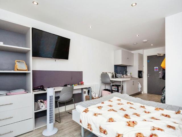 1 bedroom flat for sale