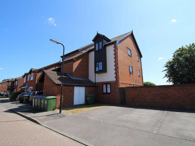 1 bedroom flat for sale