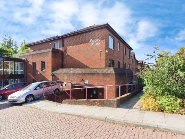 1 bedroom flat for sale