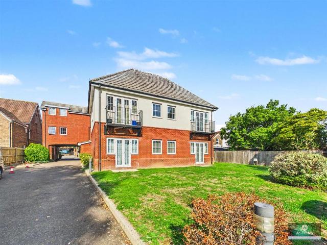 1 bedroom flat for sale