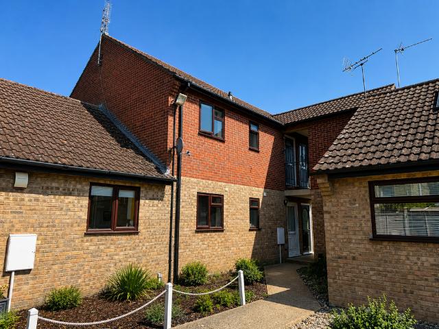 1 bedroom flat for sale