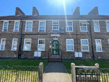 1 bedroom flat for sale