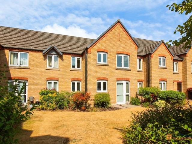 1 bedroom flat for sale