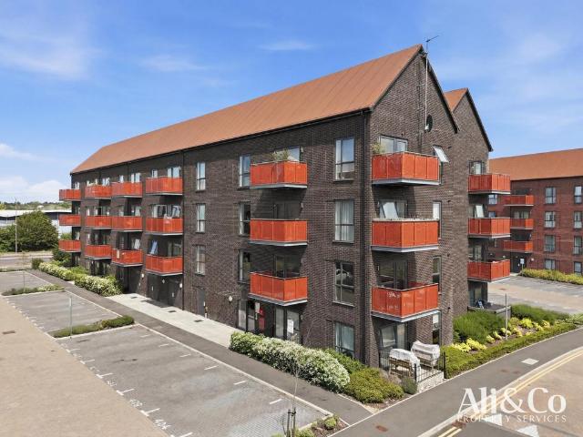 1 bedroom flat for sale
