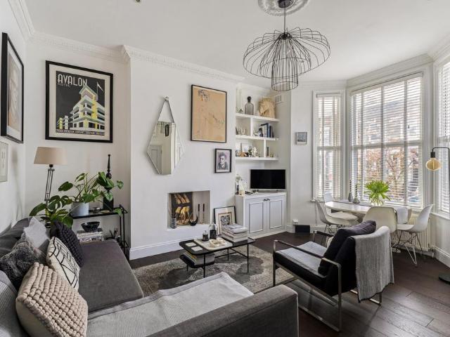 1 bedroom flat for sale
