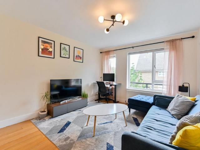 1 bedroom flat for sale