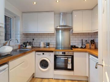 1 bedroom flat for sale