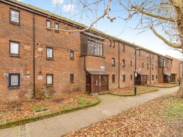 1 bedroom flat for sale
