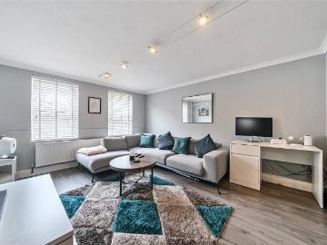 1 bedroom flat for sale