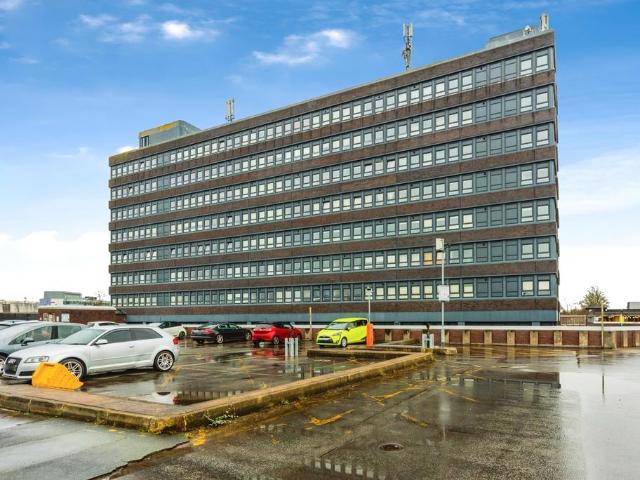 1 bedroom flat for sale